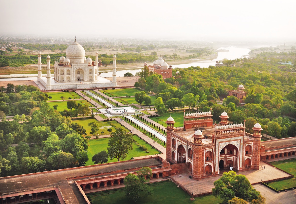25   Delhi / NCR , India